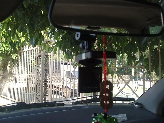 Camera hành trình cho xe hơi - Trợ thủ đắc lực cho chủ xe.